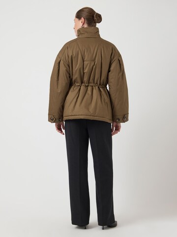 YAS Overgangsjakke 'YASChima' i brun