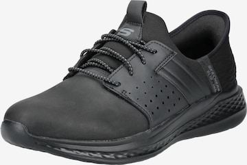 SKECHERS Sneaker in Schwarz: Vorderseite