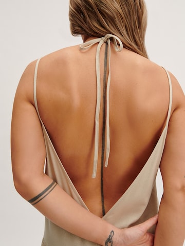 Robe Tatiana Zidekova en beige