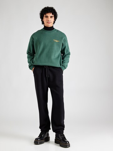 Abercrombie & Fitch Tapered Hose 'ESSENTIAL' in Schwarz