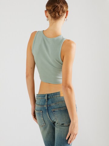 ABOUT YOU Top 'Dita' in Green