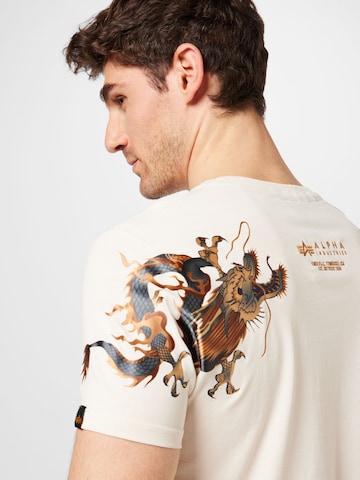 ALPHA INDUSTRIES T-shirt 'Dragon' i vit