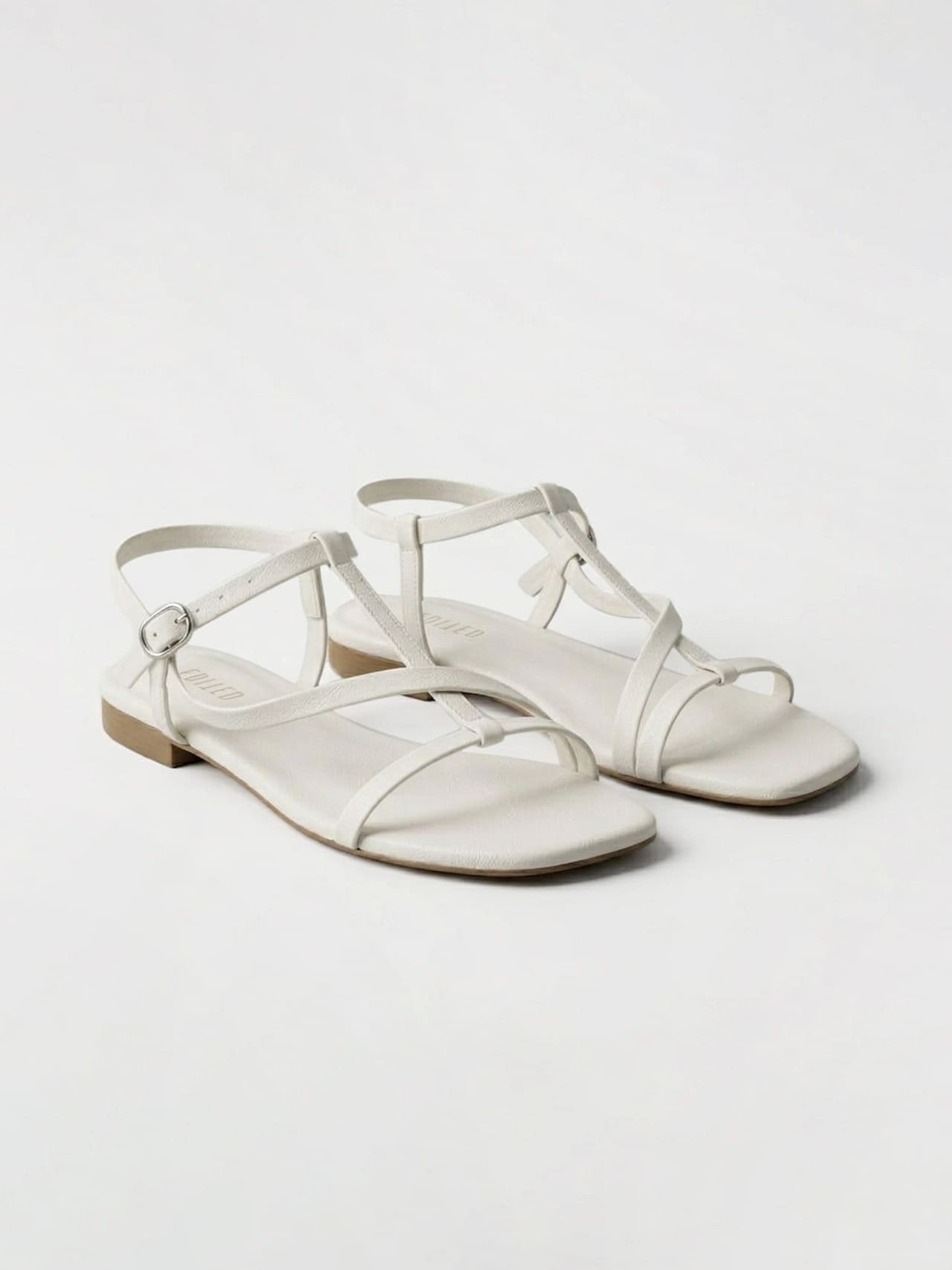 EDITED Nyt i Sandaler med rem 'Toyah ' hvid