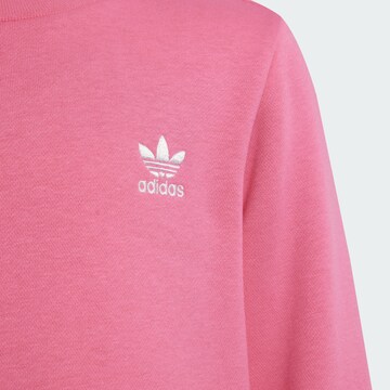ADIDAS ORIGINALS - Ropa para correr 'Essentials' en rosa
