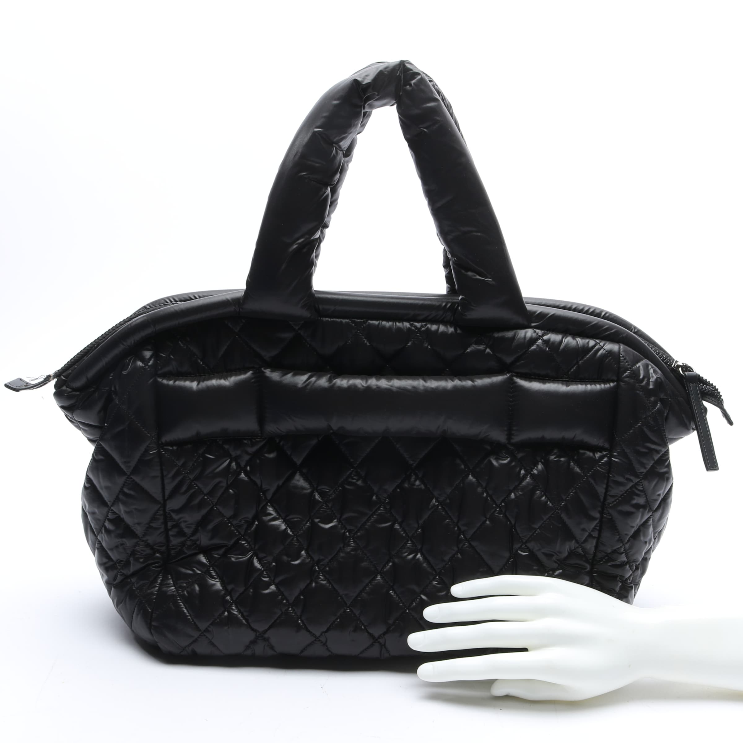 CHANEL Bag in One size in Black