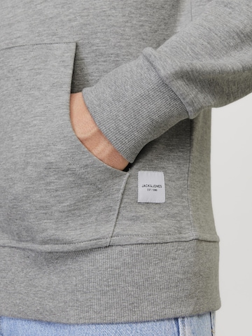 JACK & JONES - Sudadera con cremallera en gris