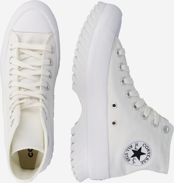 CONVERSE Korkeavartiset tennarit 'Chuck Taylor All Star Lugged 2.0' värissä valkoinen