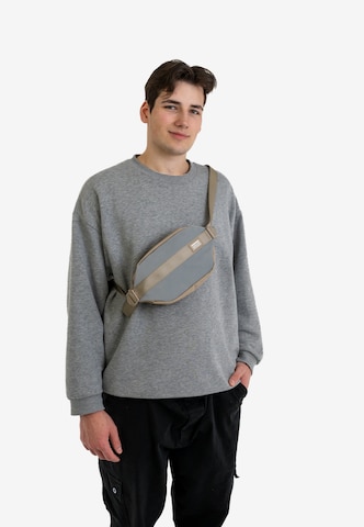 OAK25 Fanny Pack 'Carry All Sling' in Beige