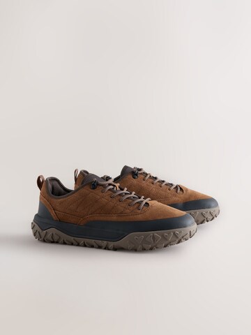 Next Sneaker in Braun