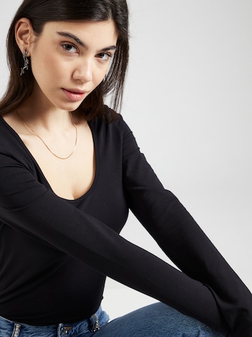 SELECTED FEMME Μπλουζάκι 'Cora' σε μαύρο