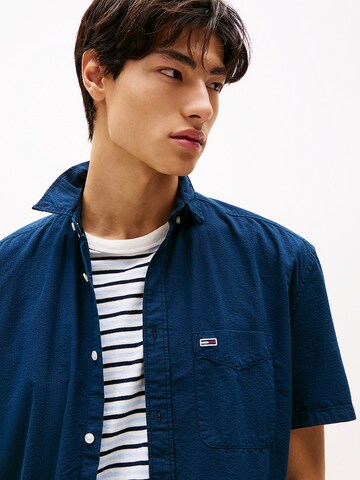 Tommy Jeans Regular fit Button Up Shirt in Blue