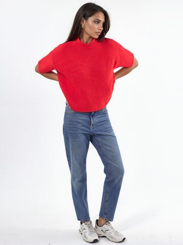 Hiccup Sweater in Red