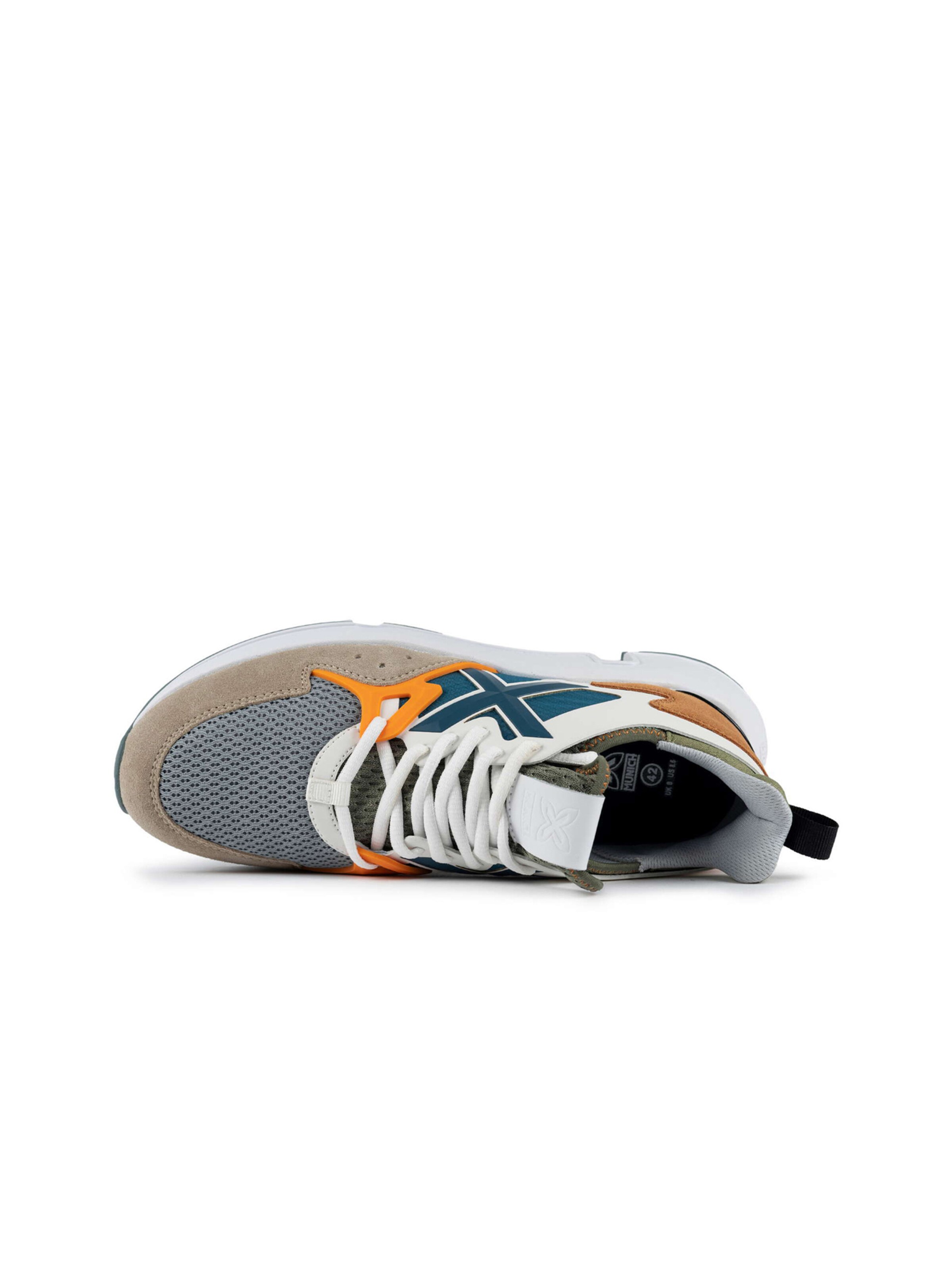 MUNICH Platform trainers 'Clik' in Beige