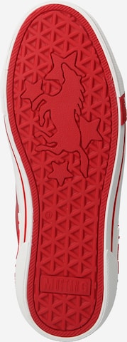 MUSTANG Rövid szárú sportcipők - piros