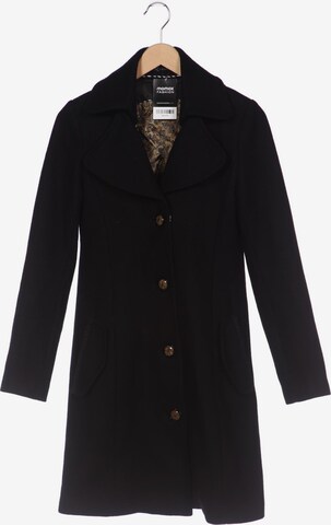 KALA Jacket & Coat in XS in Black: front