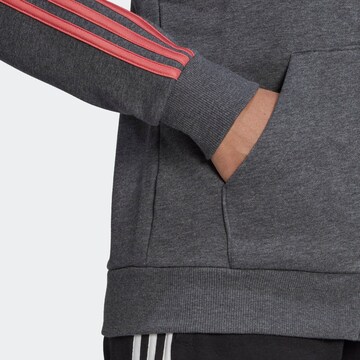 ADIDAS SPORTSWEAR Спортна жилетка с качулка 'Essentials Fleece 3-Stripes ' в сиво