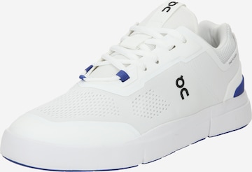 On Platform trainers 'THE ROGER Spin' in White: front