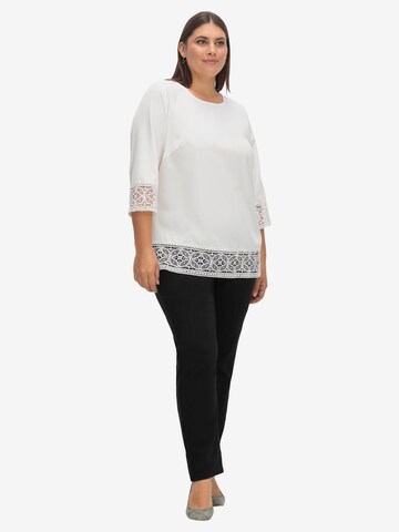 SHEEGO Tunic in White