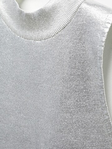 Tops en tricot 'ALIEN' MANGO en argent