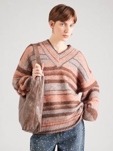 Monki Oversized sweater in Orange: front