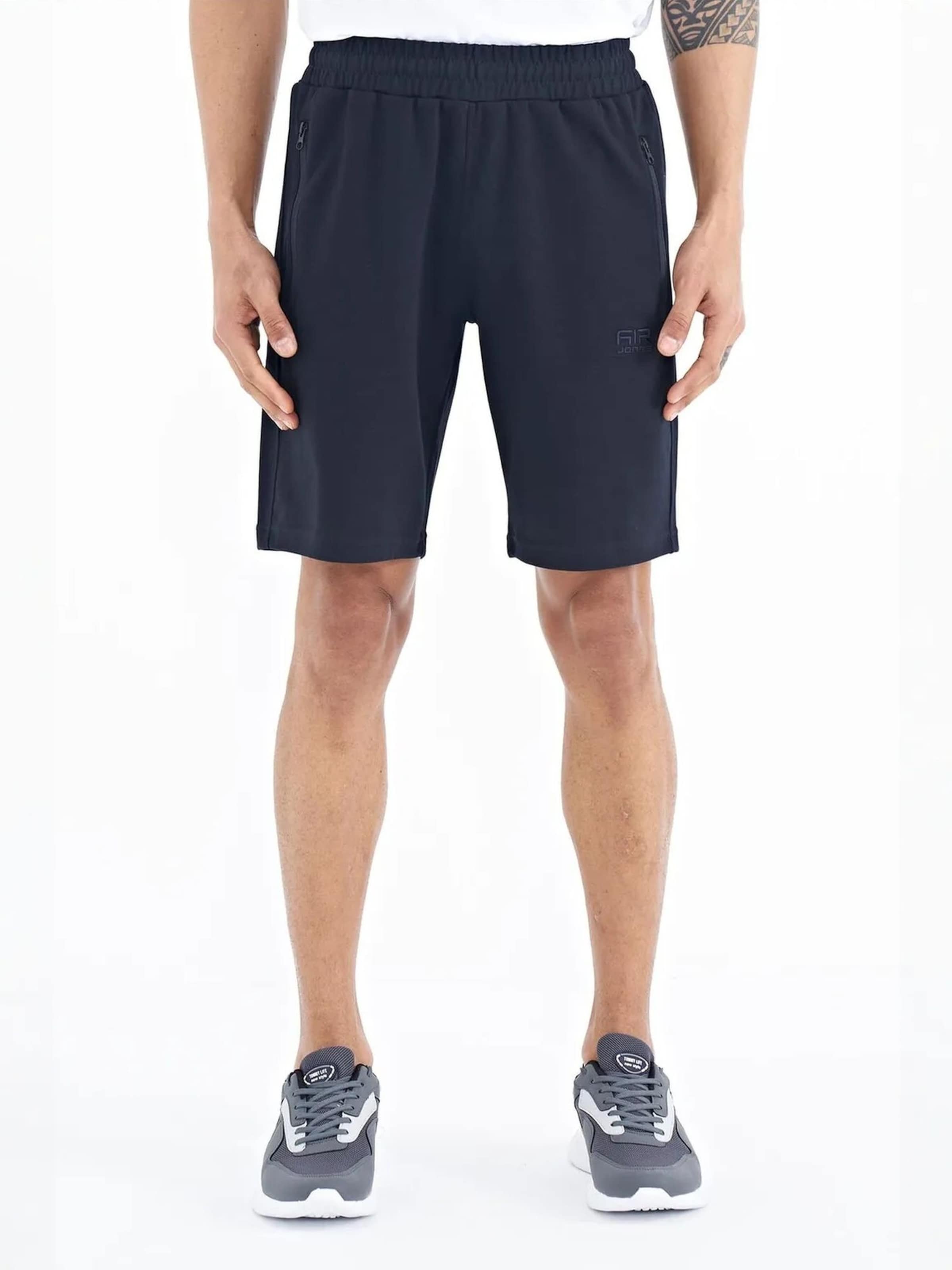 Tommy Life Regular Trousers in Black: front
