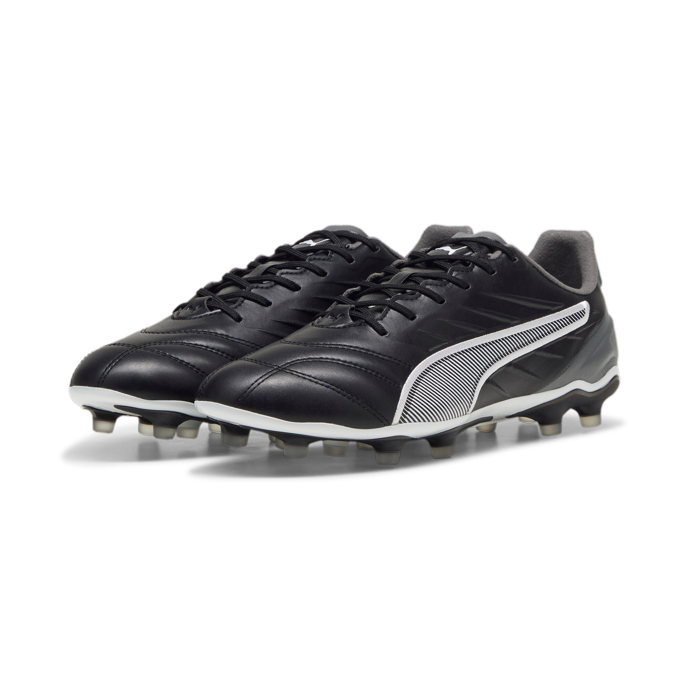 PUMA Soccer shoe 'King Pro' in Black