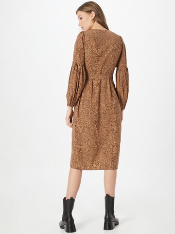 In The Style Shirt dress 'BILLIE & SUZIE' in Brown