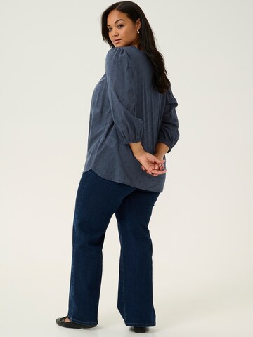 Camicia da donna 'Jolana' di KAFFE CURVE in blu