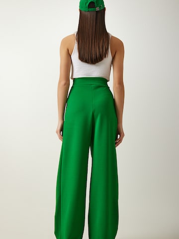 Happiness İstanbulWide Leg/ Široke nogavice Hlače s naborima - zelena boja
