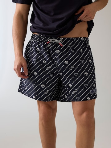 GUESS Board Shorts in Black