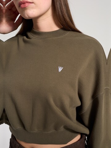 NOWIHT Sweatshirt 'Eulalie' i grön