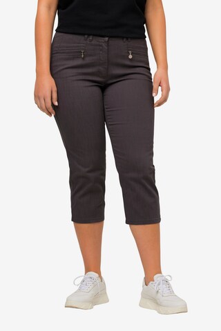 Coupe slim Pantalon 'Mony' Ulla Popken en gris : devant