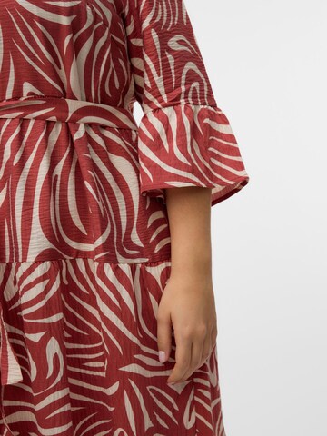 Vero Moda Curve Blousejurk 'VERA' in Bruin