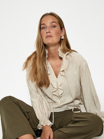 Haut 'Remilla ' minus en blanc