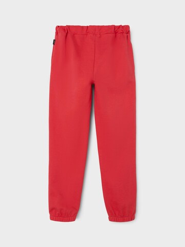 Tapered Pantaloni di NAME IT in rosso