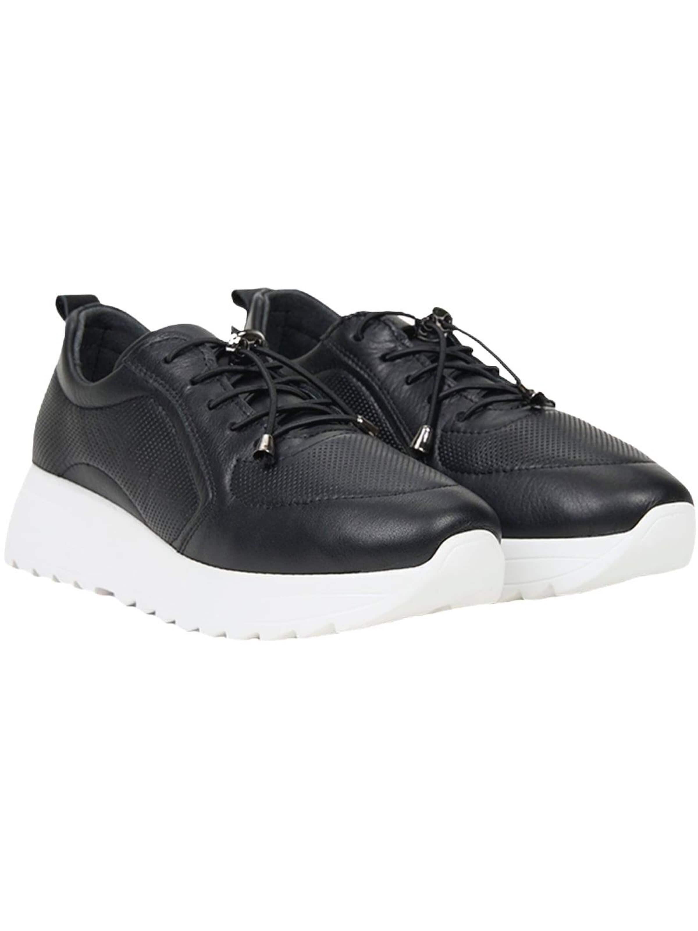 Desa Sneakers 'Trainer' in Black: front
