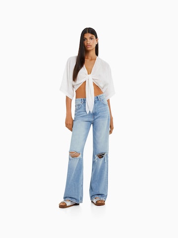 Wide leg Jeans de la Bershka pe albastru