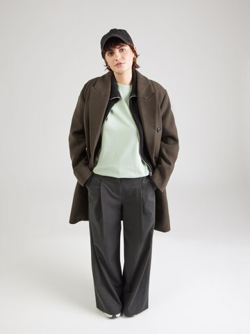 Tricou 'TARJAA' de la ARMEDANGELS pe verde