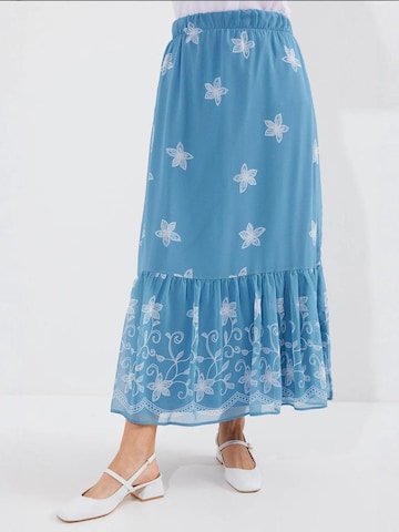 Bigdart - Saia em azul: frente