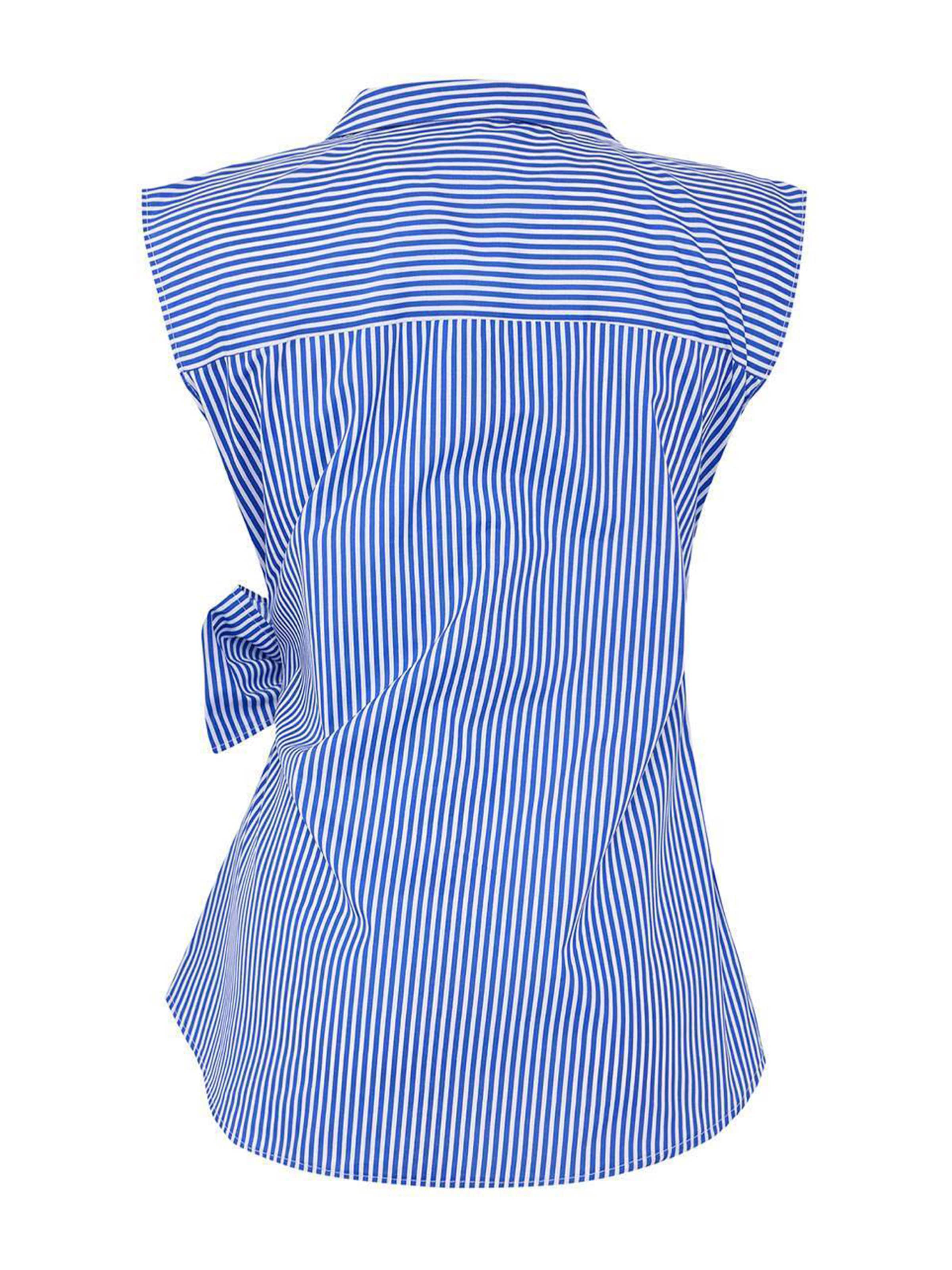 Trendyol Blouse in Blauw