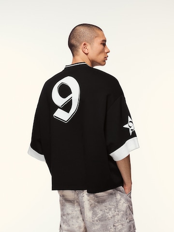 Bershka Tričko - Čierna