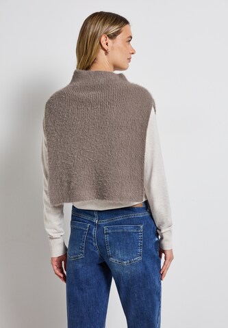 STREET ONE Cape in Brown