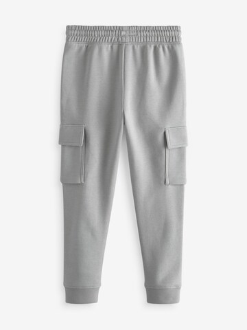 Next Tapered Byxa i grå