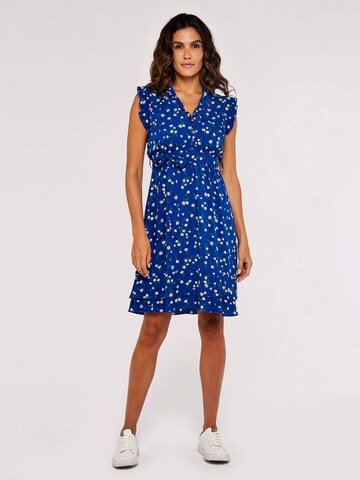 Apricot Kleid in Blau