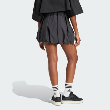 ADIDAS ORIGINALS - Falda 'Adilenium Season 3' en negro