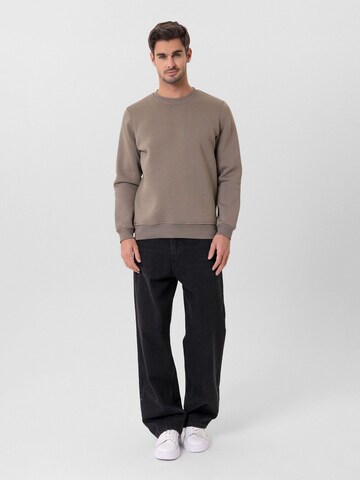 Jacey Quinn Sweatshirt in Green