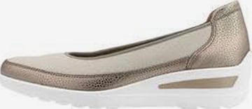 ARA Classic Flats in Beige: front