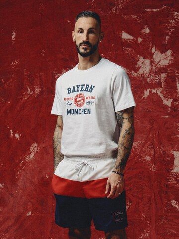 FC BAYERN MÜNCHEN Shirt 'FC Bayern München' in White