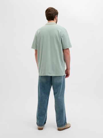Jack & Jones Plus Μπλουζάκι 'JJHudson' σε πράσινο