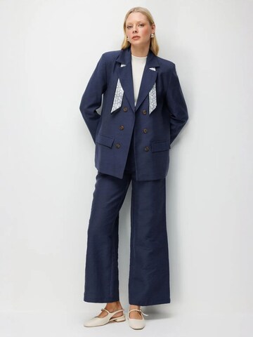 Wide leg Pantaloni con pieghe di MixRay in blu
